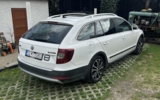 vehicle image #4