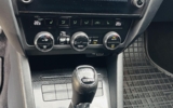vehicle image #19