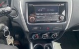 vehicle image #9
