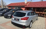 vehicle image #8