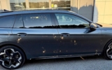vehicle image #16