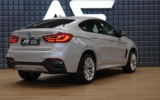 vehicle image #5