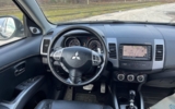 vehicle image #4