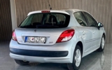 vehicle image #5
