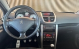 vehicle image #10