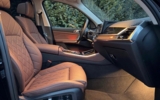 vehicle image #16