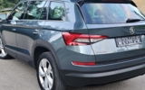 vehicle image #9