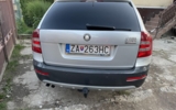 vehicle image #3