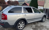 vehicle image #7