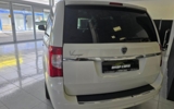vehicle image #6