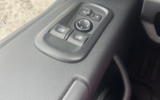 vehicle image #9