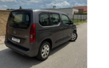 vehicle image #5