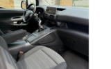 vehicle image #4