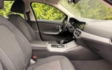 vehicle image #9
