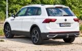 vehicle image #8
