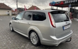 vehicle image #5
