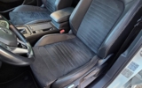 vehicle image #10