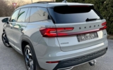 vehicle image #5