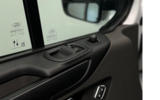 vehicle image #9