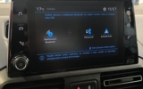 vehicle image #9