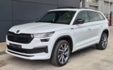 vehicle image #3
