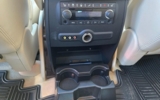 vehicle image #9