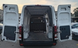 vehicle image #8