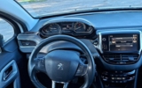 vehicle image #9