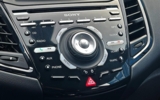 vehicle image #9