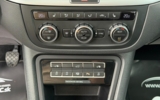 vehicle image #9