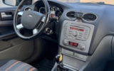 vehicle image #10