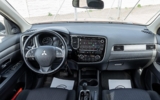 vehicle image #16