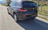 vehicle image #5