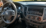 vehicle image #4