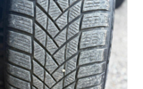 vehicle image #9