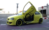 vehicle image #4
