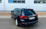 vehicle image #4