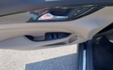 vehicle image #10