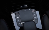 vehicle image #48