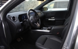 vehicle image #9