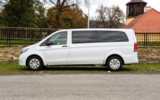 vehicle image #9