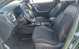 vehicle image #11