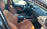 vehicle image #15