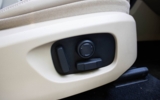 vehicle image #16