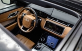vehicle image #10