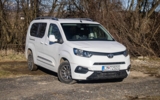 vehicle image #4