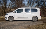 vehicle image #9