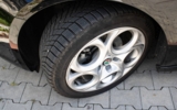 vehicle image #9