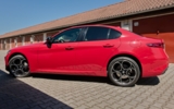 vehicle image #9