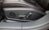 vehicle image #9